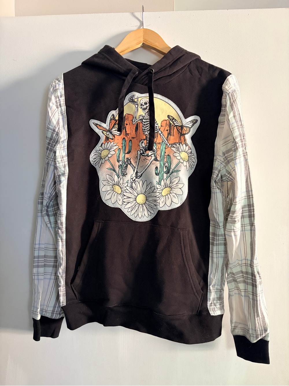 Black Graphic Hoodie with Plaid Sleeves